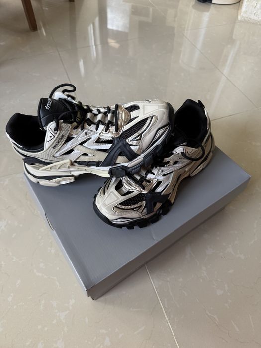 Balenciaga track 2