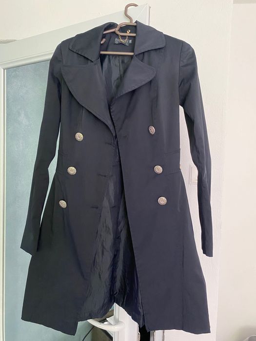 Vând trench, mărimea S