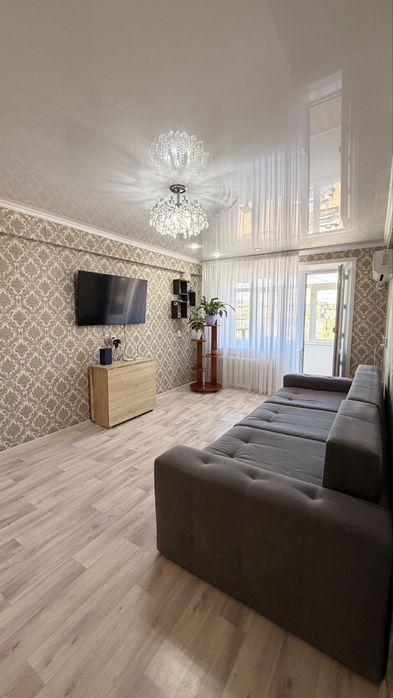 Продается 3х комнатная квартира по ул. Желтоксан 8