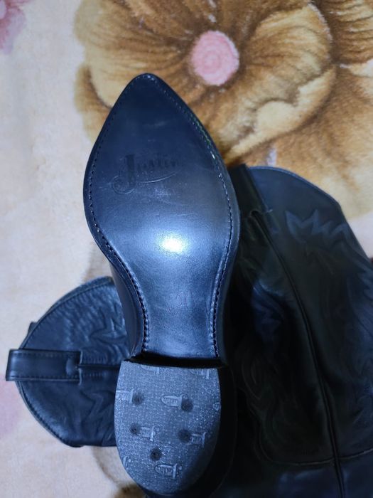 Из натуральной Кожи казаки