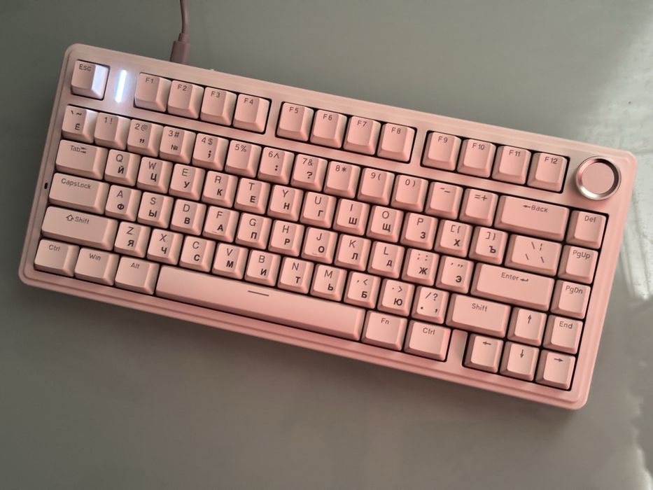 Продаю клавиатуру, aula f75 Wired version белый