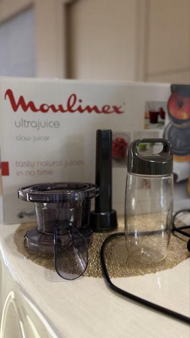 Продам соковыжималку срочно