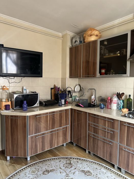 Продам кухонный гарнитур Алматы