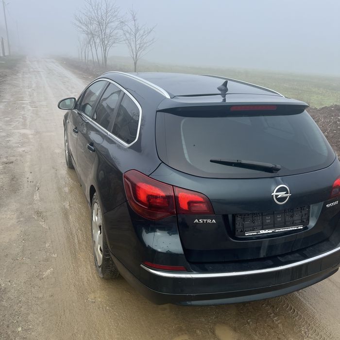 Opel Astra J facelift