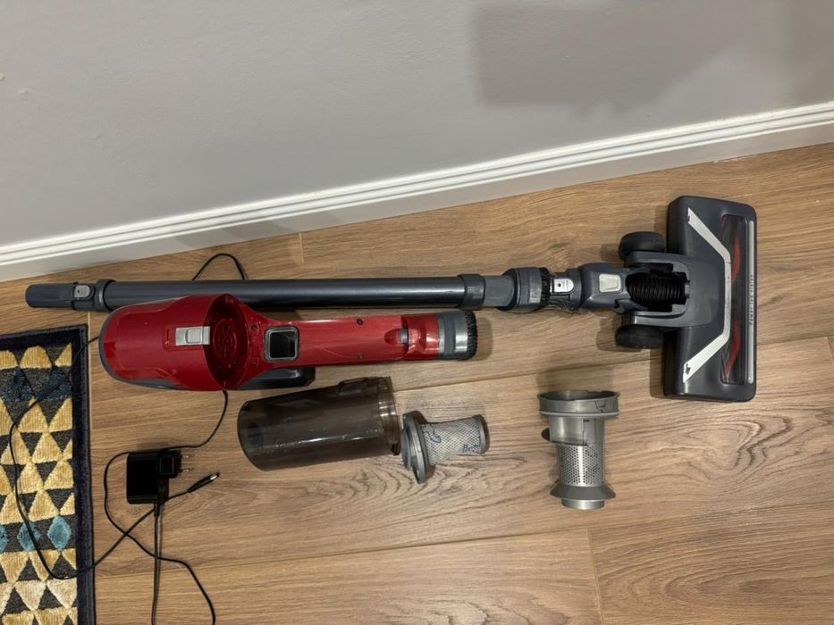 Продается ручной пылесос