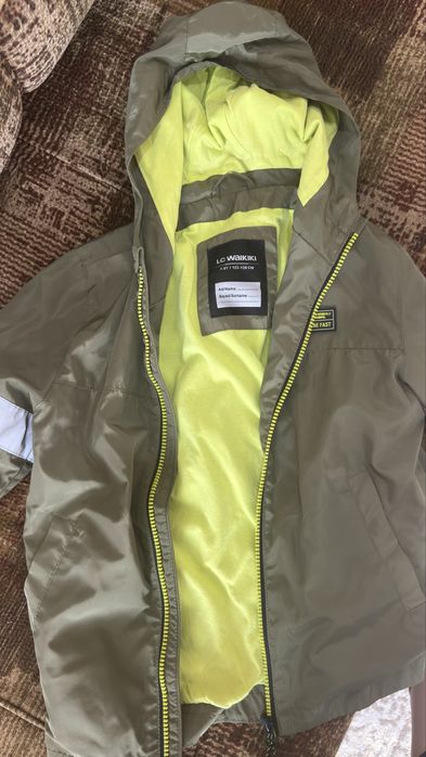 Детская куртка на весну