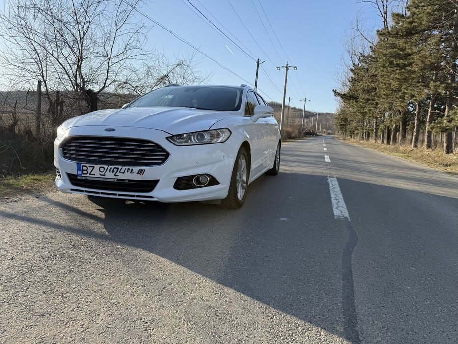 Ford Monde Titanium 2.0 TDCi 150cp Keyless Navi Camera Lane Assist