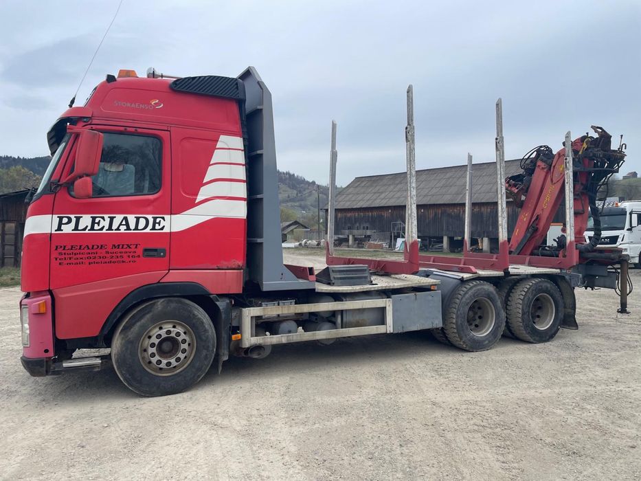 Camion si remorca transport busteni