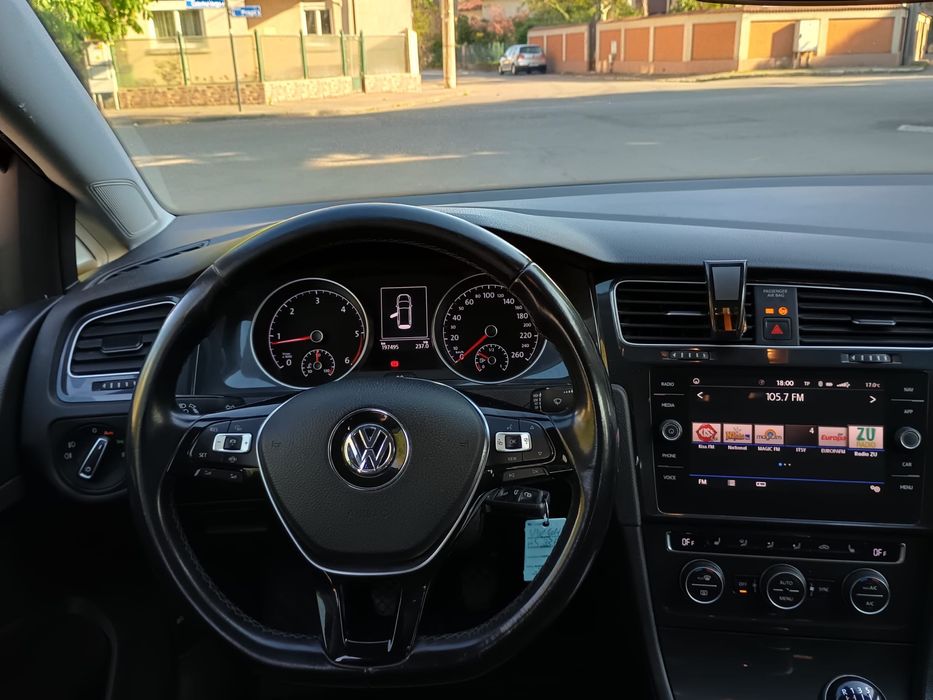 VW Golf an 2020 150 cai 2.0 L