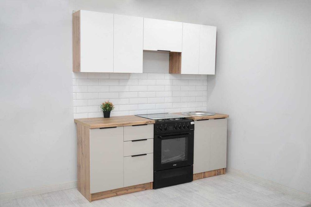 Кухонный гарнитур со склада