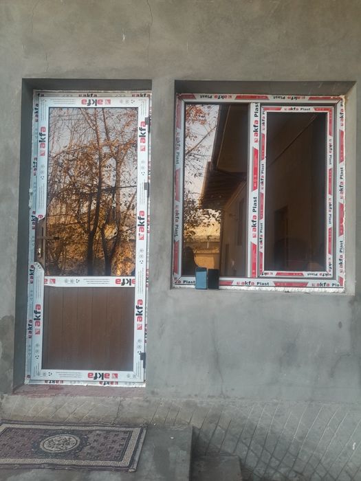 Akfa rom eshik va vitraj