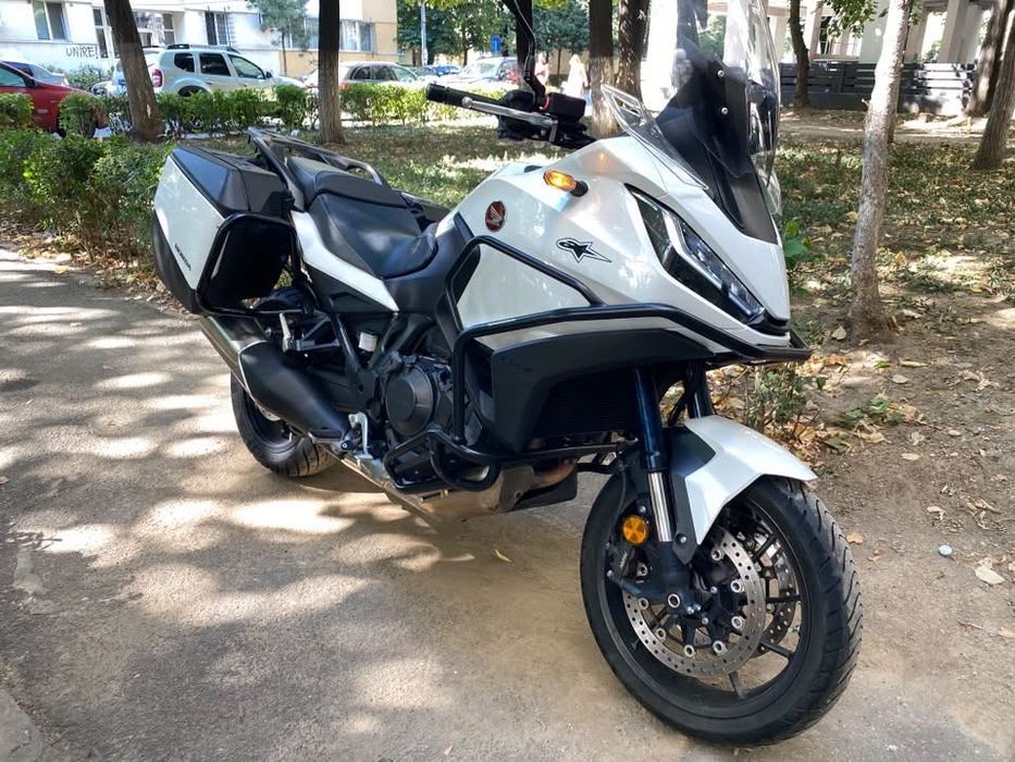 Motocicleta Honda NT1100A   2023  102cp   NAVI  Led  HSTC  ABS  Unic Proprietar   11900-euro