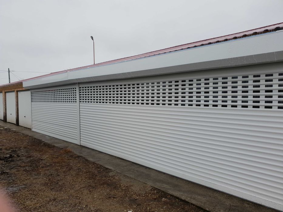 Usi de garaj tip rulou sau sectionala