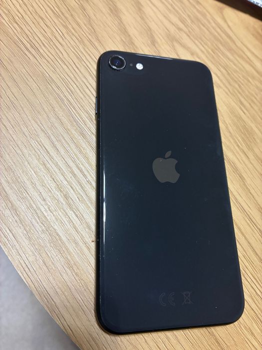 iPhone SE 64 GB Отлично състояние