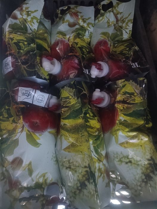 Suc din mere la punga de 3 litri