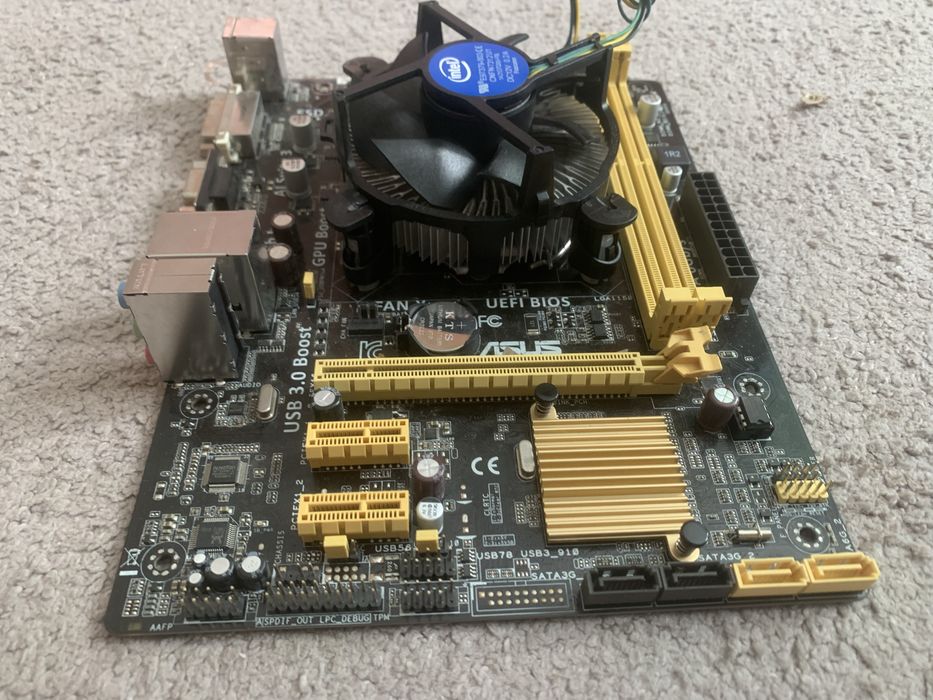 Kit gaming de buget Placă de bază ASUS H81M-K + Procesor Intel Core i5-4440 + Cooler Stock
