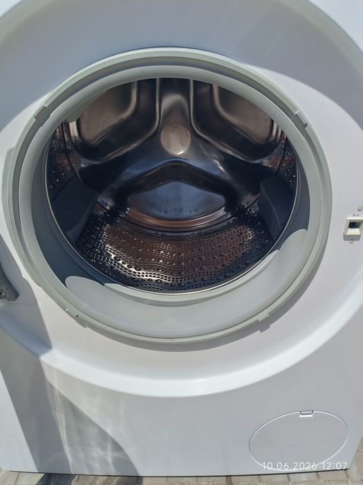 Пералня siemens IQ 800