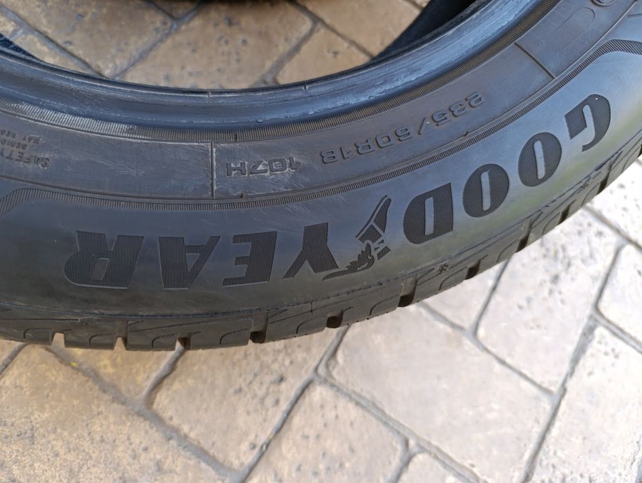 Нови гуми Good year 235/60/18 Ultra grip Performance+, dot 2025