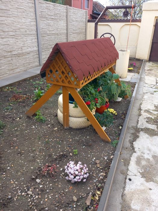 Aranjament pentru flori