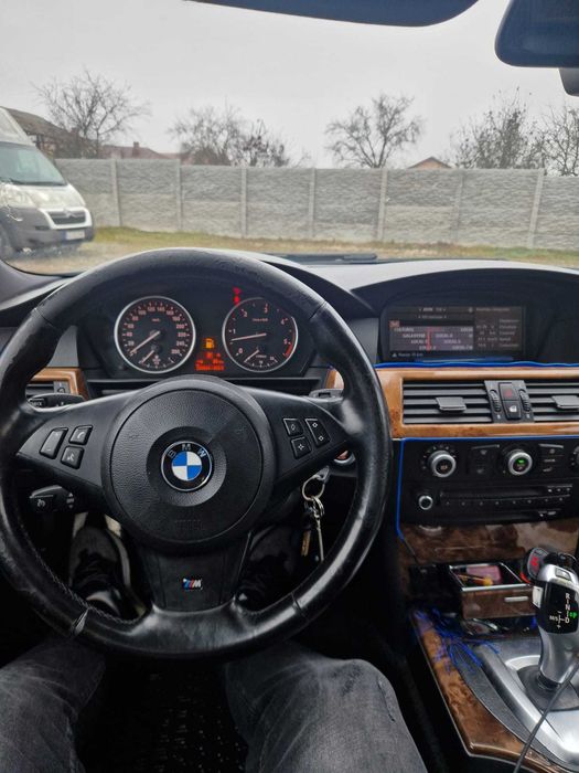 Vand BMW 530D pachet M
