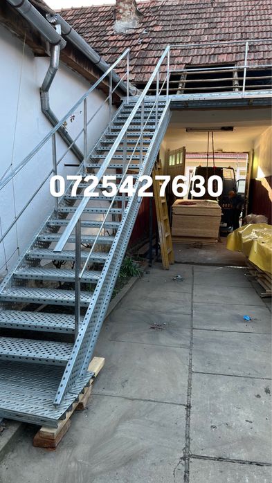 Scări metalice zincate