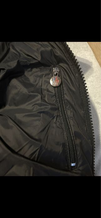 Яке Moncler Maya