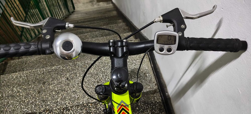 Bicicleta copii 6-8 ani