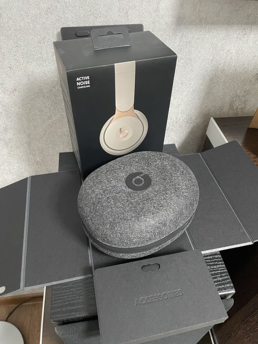 Beats Solo Pro (оригрнал)