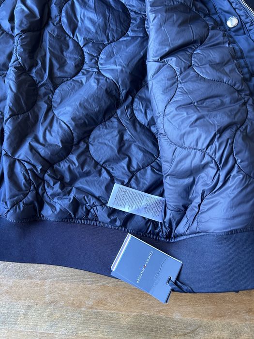 Яке Бомбър Tommy Hilfiger