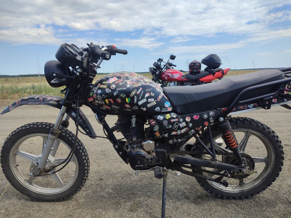 Продам мотоцикл 200 кубов на учёте