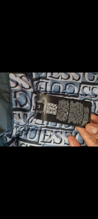 Geaca Guess, marimi S și M, originale.