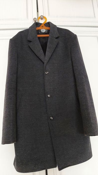 Мужское теплое пальто