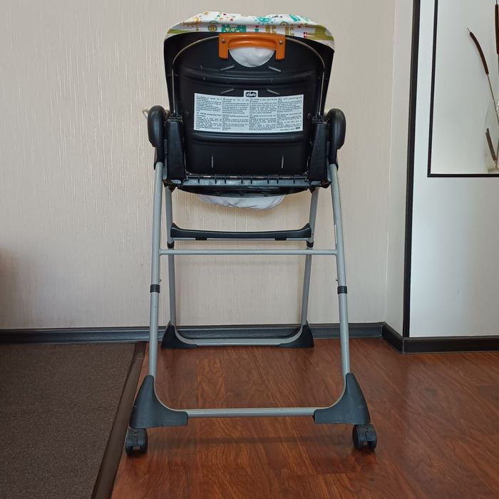 Продам стульчик для кормления