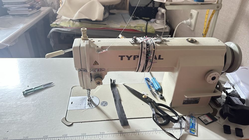 Промышленная швейная машина