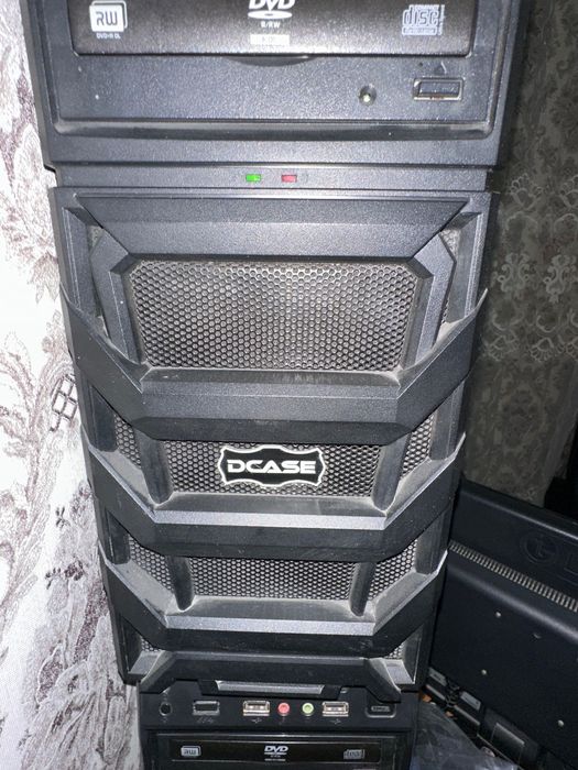 Mantajni Kampyuter A7 6700ka