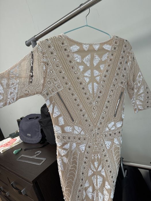 Вечерное платье