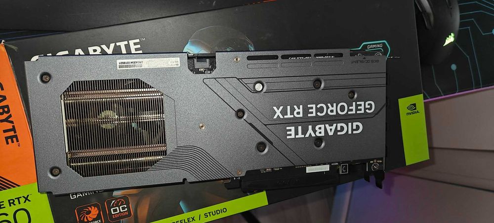 Placa video RTX 4060 Gigabyte, Vând sau Schimb!!!
