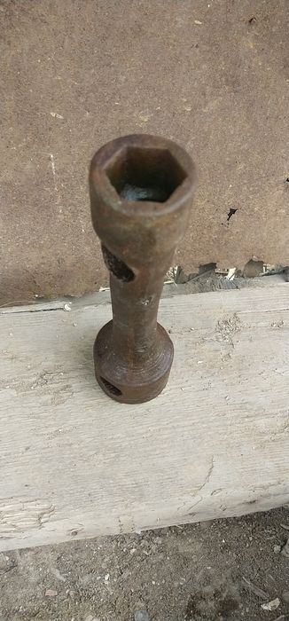 Продам балонный ключ 32-46