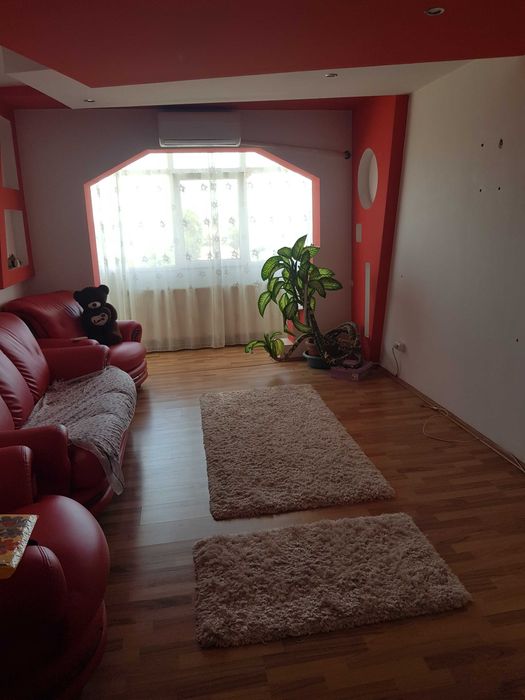 Inchiriez apartament cu 3 camere Caracal, zona Dr. Marinescu bl. 9, sc 2, ap 20..etaj 4..pret 1400 ron
