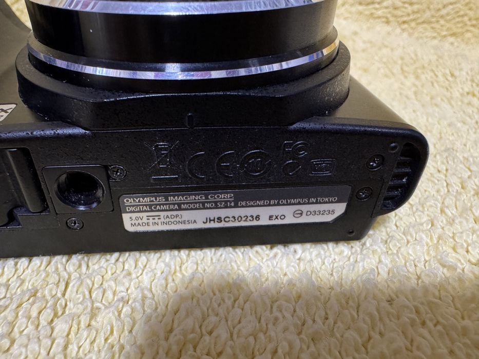 Aparat foto digital Olympus SZ-14, 14MP