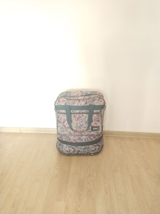 Сумка дорожная. Б/у