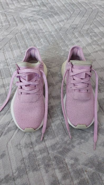Маратонки Adidas