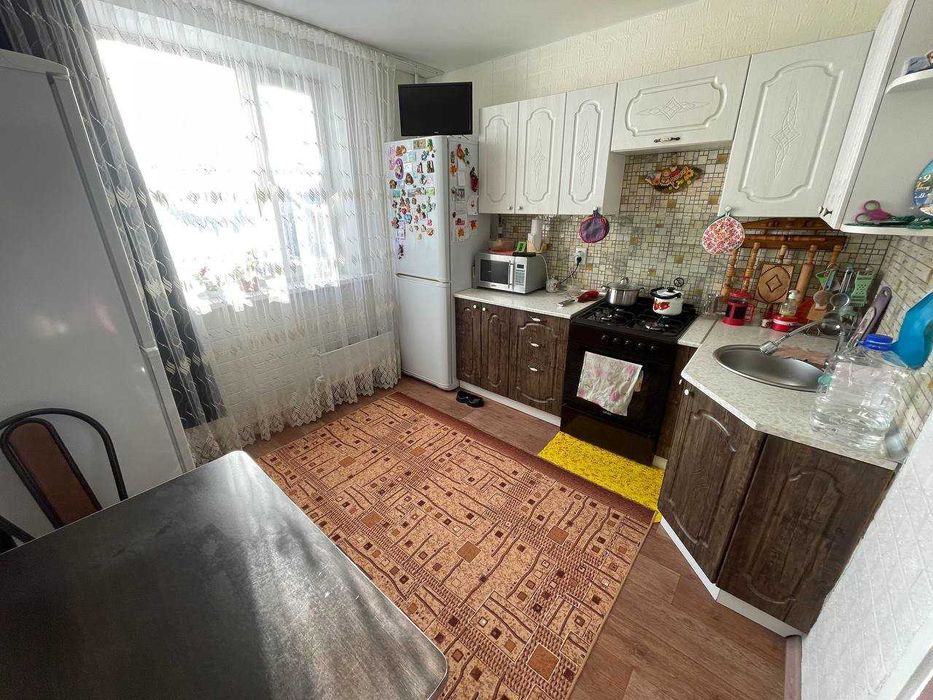 Продажа 2-комнатной квартиры 7 мкр