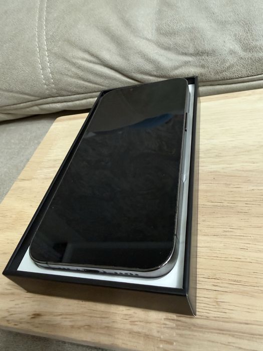 Продам iPhone 13 Pro 256GB в цвете Graphite. От хозяина.