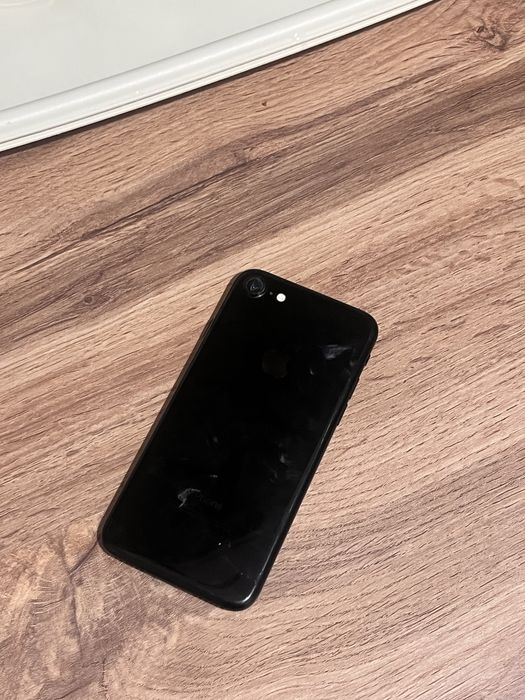 Продам айфон 7 пости идеал