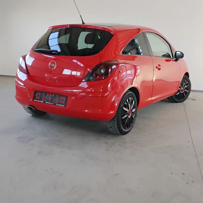 Opel Corsa D 2011
