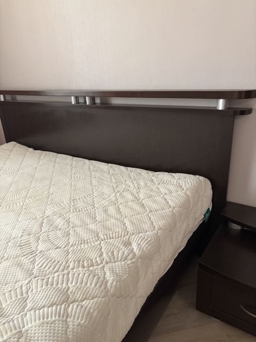 Двуспальная кровать 160х200