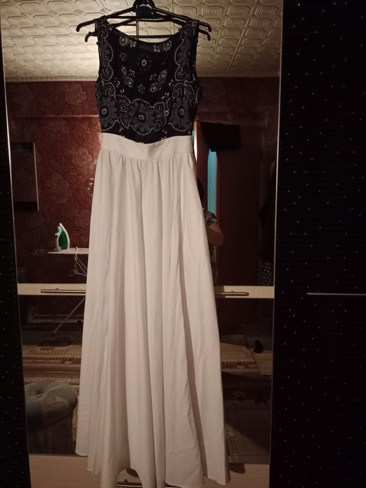 Платье свадебное.