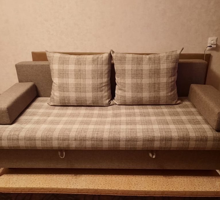 Продам Софу б/у недорого