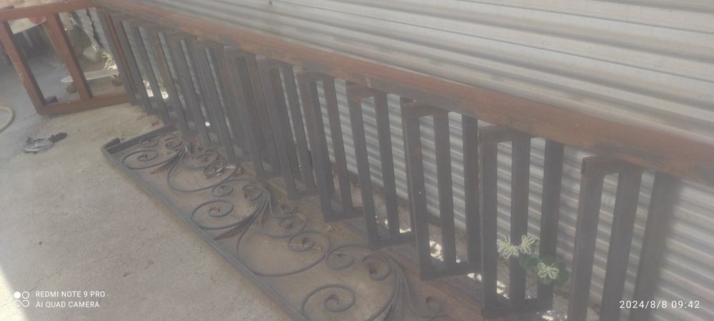 Продам железную лестницу